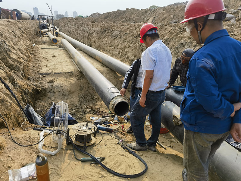 内衬不锈钢复合钢管的应用场景：从市政工程到工业领域的广泛覆盖(图2)